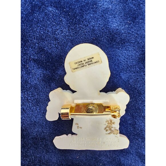 Precious Moments YOU HAVE TOUCHED SO MANY HEARTS Girl Holding Cut Out Hearts Pin - Picture 3 of 5